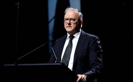 Sydney Mourns: PM Admits Security Failure as Nation Honors Bondi Victims