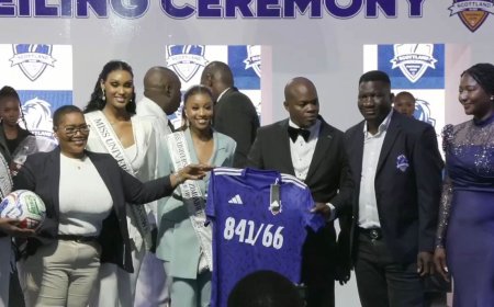 Scottland FC Jersey Signed by President Mnangagwa Auctioned for US$1 Million