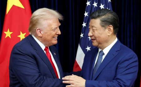 Reporter Asks Trump  If He Considers Chinese President Xi Jinping a "Dictator."