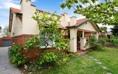 Neglected Gardens Cost Melbourne Property Sellers Up to A$150,000 at Auction