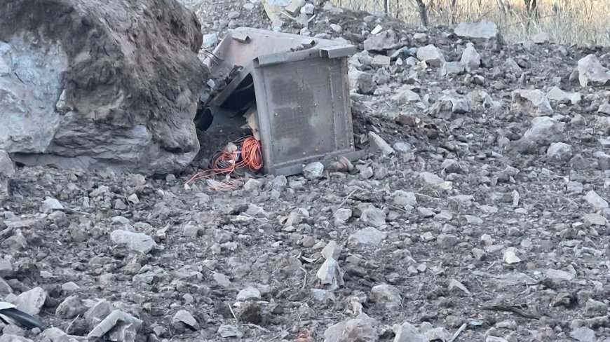 Explosion in Redcliff Kills Security Guard, Damages Homes